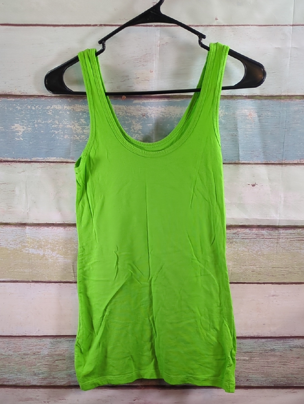 Classic Women's Green Tank Top - Comfortable Layering Piece
